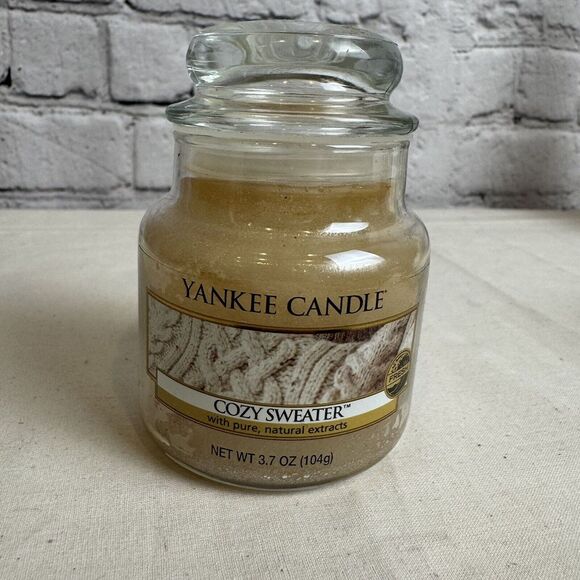Yankee Candle Other - Yankee Candle Company COZY SWEATER 4 oz Discontinued NOS Rare HTF‎